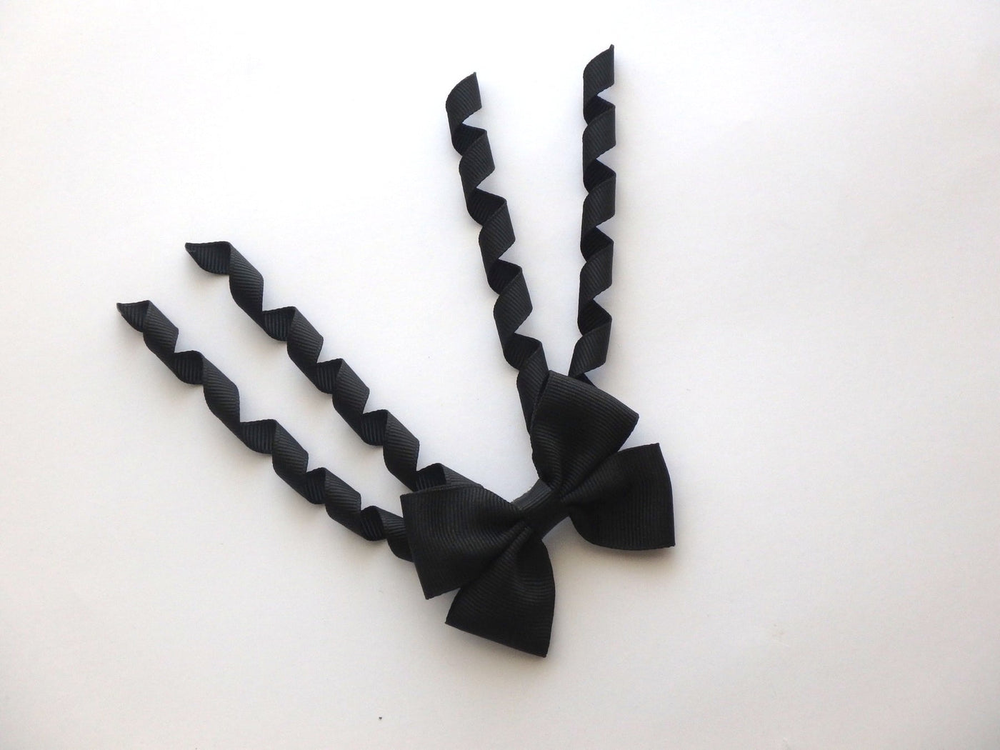 Bow Korker Black-Mad About Bows