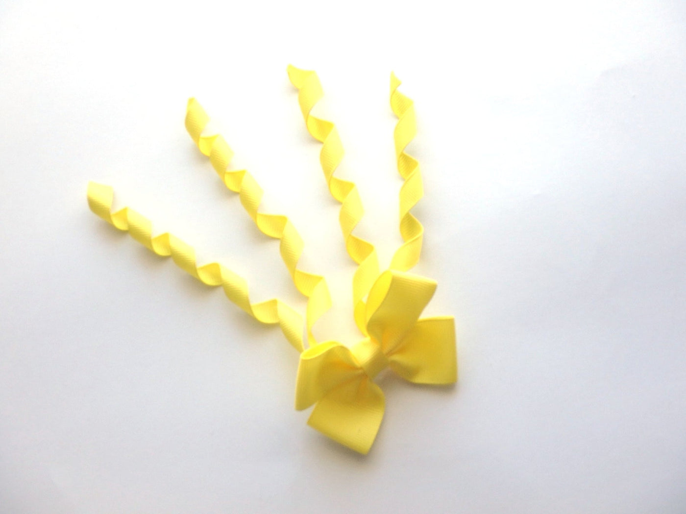 Bow Korker Lemon-Mad About Bows
