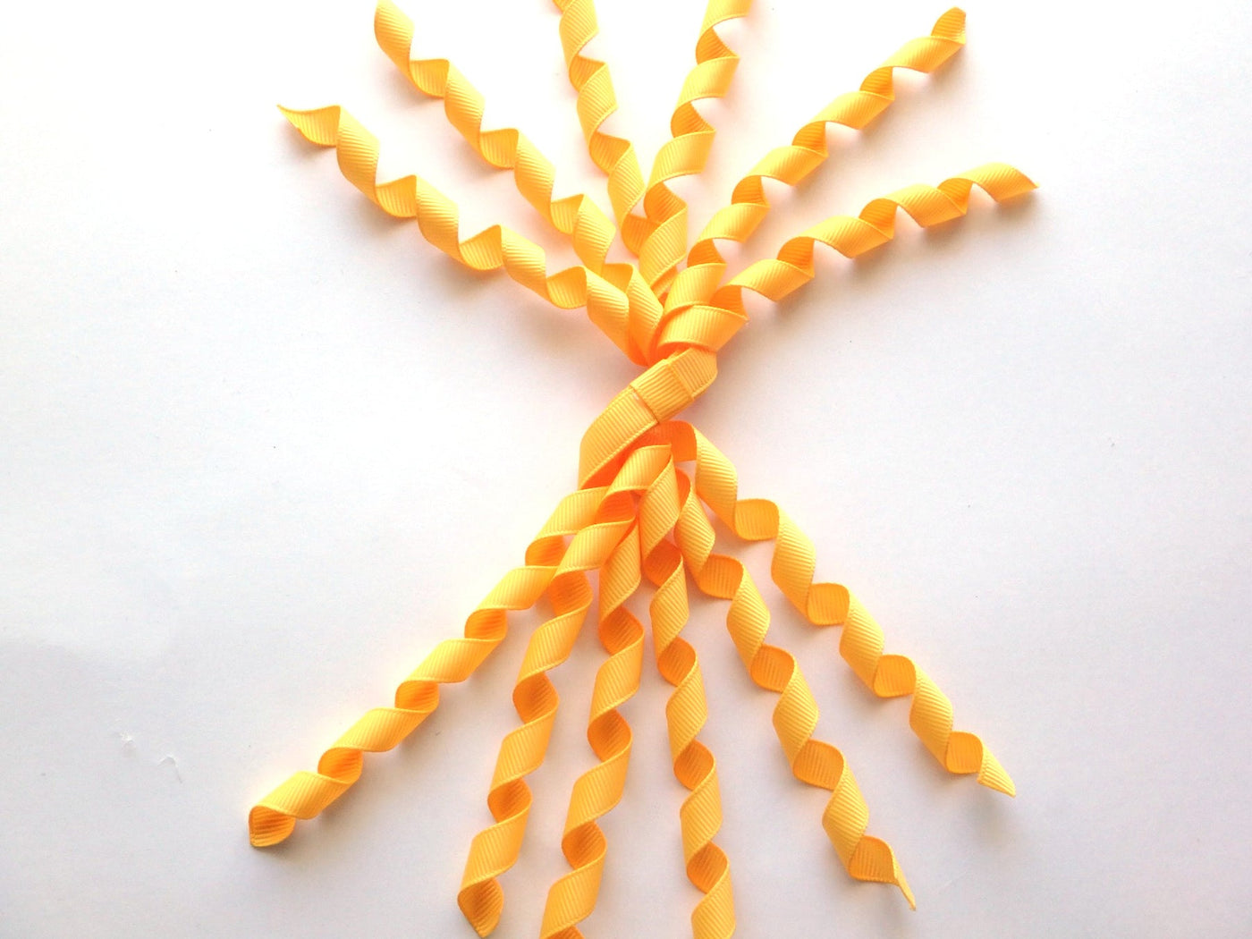 Korker Yellow Gold-Mad About Bows